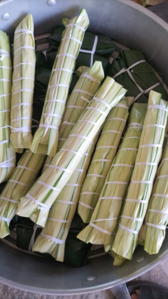 ร้านขนมไทยแม่แดง